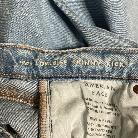 Women’s American Eagle jeans - Picture 8 of 12
